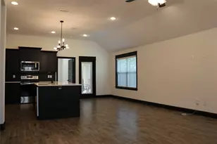 213 Clover Cir, Weatherford, TX 76086 - Photo 8