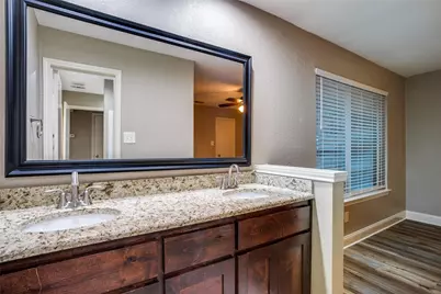 2917 Penny Lane, Euless, TX 76039 - Photo 8