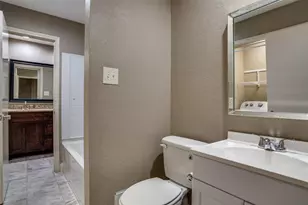2917 Penny Ln, Euless, TX 76039 - Photo 10