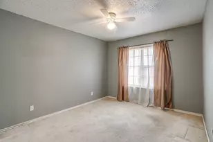 13845 Leinsper Green St, Dallas, TX 75240 - Photo 22