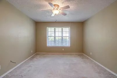 13845 Leinsper Green Street, Dallas, TX 75240 - Photo 16