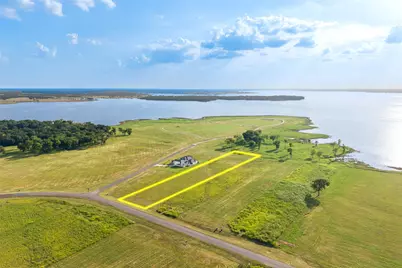 524 Shores Drive, Honey Grove, TX 75446 - Photo 8