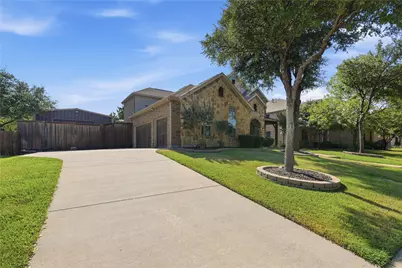 5332 Preservation Lane, Dallas, TX 75236 - Photo 2