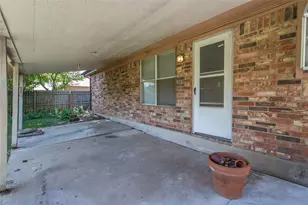 303 Shirley Dr, Alvarado, TX 76009 - Photo 26