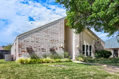 3421 Cross Bend Road, Plano, TX 75023 - Photo 2