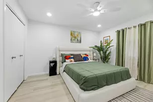 210 Slaughter St, Arlington, TX 76011 - Photo 4
