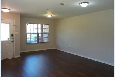5281 Placid Drive, Haltom City, TX 76117 - Photo 4
