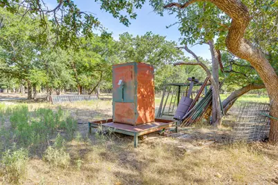897 N Wilson, Palo Pinto, TX 76484 - Photo 38
