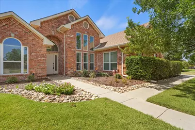 415 Valley View Lane, Krum, TX 76249 - Photo 2