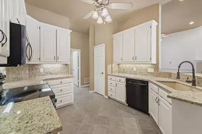415 Valley View Lane, Krum, TX 76249 - Photo 10