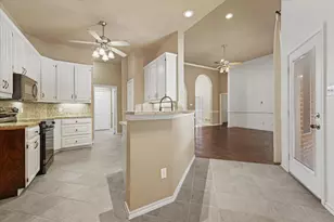 415 Valley View Ln, Krum, TX 76249 - Photo 10