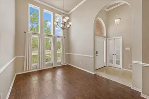 415 Valley View Ln, Krum, TX 76249 - Photo 6