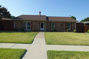 5016 Roberts Dr, The Colony, TX 75056 - Photo 1
