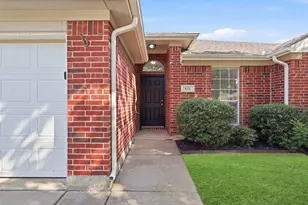 625 Jamie Ln, Mansfield, TX 76063 - Photo 4