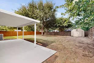 1207 Aransas Dr, Euless, TX 76039 - Photo 38