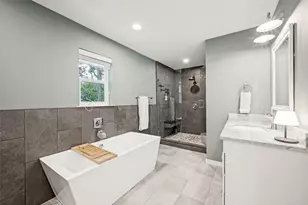 9407 Arborhill Dr, Dallas, TX 75243 - Photo 16