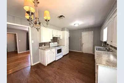 122 Gateway Street, Wills Point, TX 75169 - Photo 6