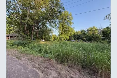 202 Elm Street, Roxton, TX 75477 - Photo 6