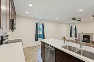 3253 Donnelly Cir, Fort Worth, TX 76107 - Photo 6