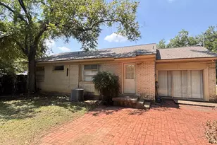 1821 Donna St, Arlington, TX 76013 - Photo 8