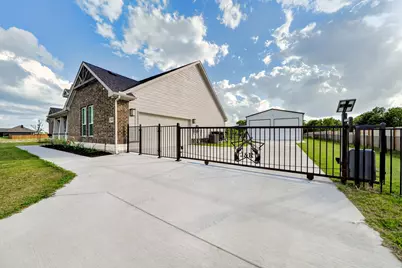 2446 Blackjack Oak Road, Oak Ridge, TX 75161 - Photo 6
