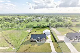 2446 Black Jack Oak Rd, Oak Ridge, TX 75161 - Photo 1
