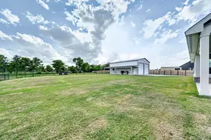 2446 Black Jack Oak Rd, Oak Ridge, TX 75161 - Photo 36