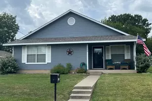 105 Church St, Whitesboro, TX 76273 - Photo 1