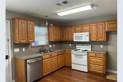 105 Church Street, Whitesboro, TX 76273 - Photo 2