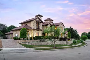 2504 Silver Table Dr, Lewisville, TX 75056 - Photo 2