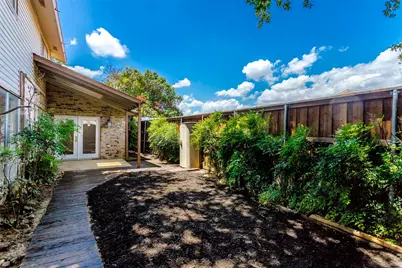 2026 Via Ballena, Carrollton, TX 75006 - Photo 26