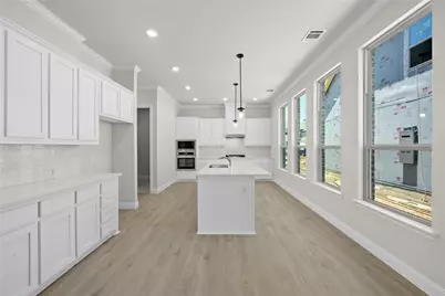 6978 Westlake Drive, Grand Prairie, TX 75054 - Photo 10