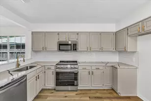 6724 Cherrytree Dr, Arlington, TX 76001 - Photo 12