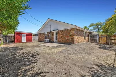 6724 Cherrytree Drive, Arlington, TX 76001 - Photo 26