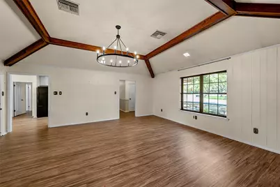 7024 Cheshire Drive, Waco, TX 76712 - Photo 2
