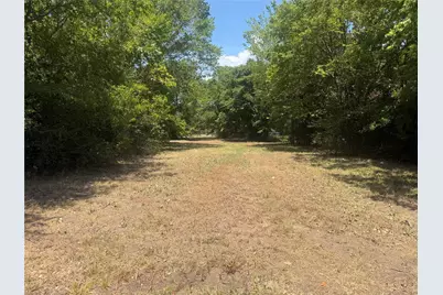 704 E Booth, Paris, TX 75460 - Photo 2