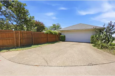 1718 Merrimac Trail, Garland, TX 75043 - Photo 34