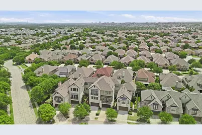 1110 Emerson Park Lane, Irving, TX 75063 - Photo 34