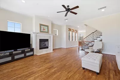 1110 Emerson Park Lane, Irving, TX 75063 - Photo 10