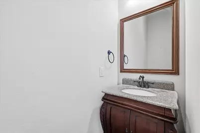 1110 Emerson Park Lane, Irving, TX 75063 - Photo 14