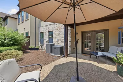 1110 Emerson Park Lane, Irving, TX 75063 - Photo 28