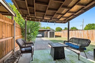 506 W Warrior Trail, Grand Prairie, TX 75052 - Photo 20
