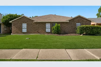 506 W Warrior Trail, Grand Prairie, TX 75052 - Photo 1