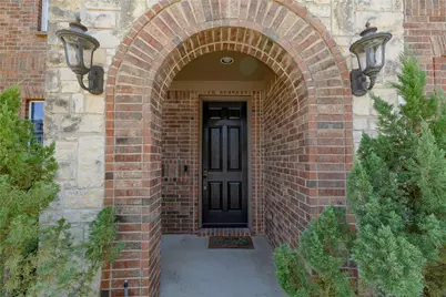 2504 Hammock Lake Drive, Little Elm, TX 75068 - Photo 4