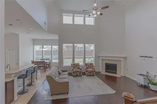 2504 Hammock Lake Dr, Little Elm, TX 75068 - Photo 10