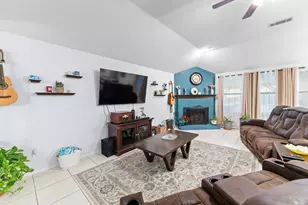 9225 Conestoga Dr, Fort Worth, TX 76131 - Photo 4