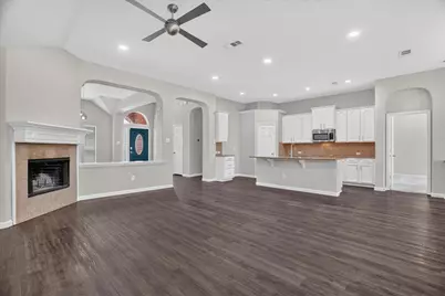 817 Peach Lane, Burleson, TX 76028 - Photo 8