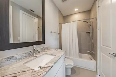 381 E Greenbriar Lane #804, Dallas, TX 75203 - Photo 34