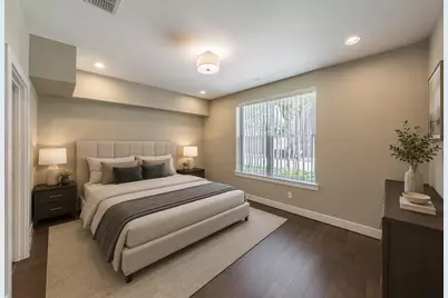 381 E Greenbriar Lane #804, Dallas, TX 75203 - Photo 10