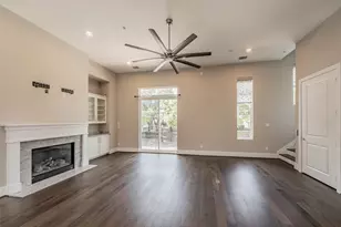 381 E Greenbriar Ln, Dallas, TX 75203 - Photo 16